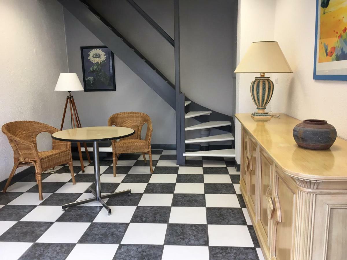 Le Clemenceau Appartement Péronne Buitenkant foto